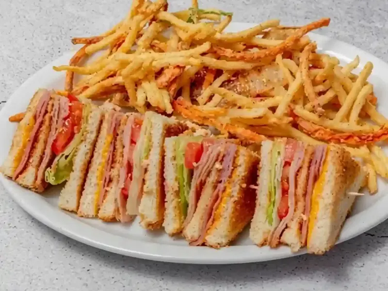 Club Sandwich at Kitok